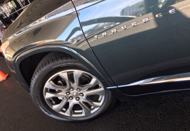 2018 Chevy Traverse front wheel
